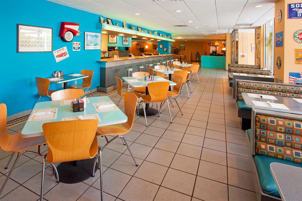 Holiday Inn National Airport/Crystal City By Ihg Arlington Restaurant bilde